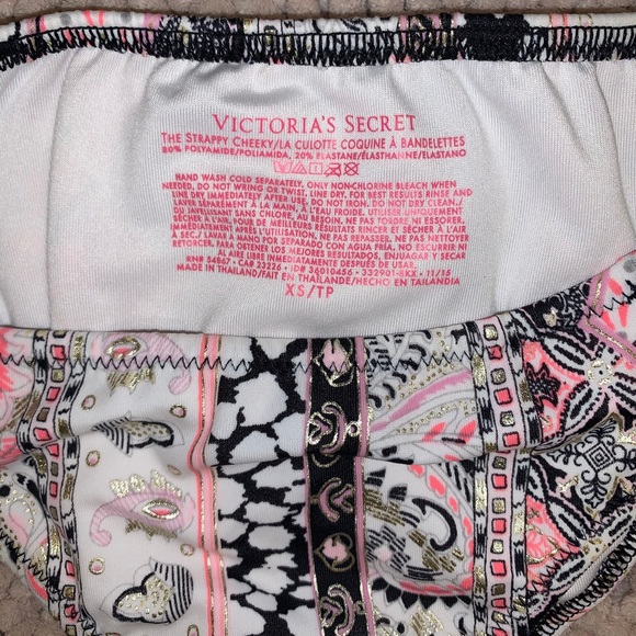 Victoria’s Secret bikini bottoms - Picture 5 of 5